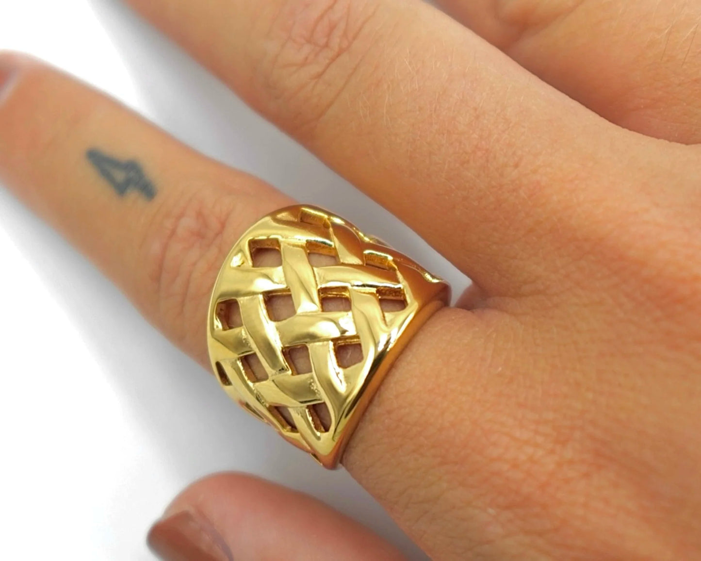 Anillo Teodora