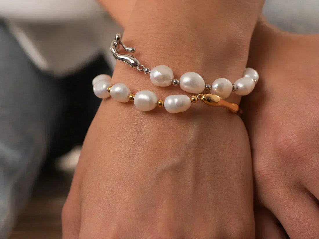 Pulseras de plata con baño de oro y rodio con perlas