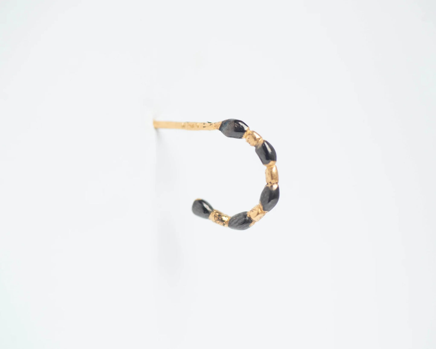 Esencia + Piercings oro